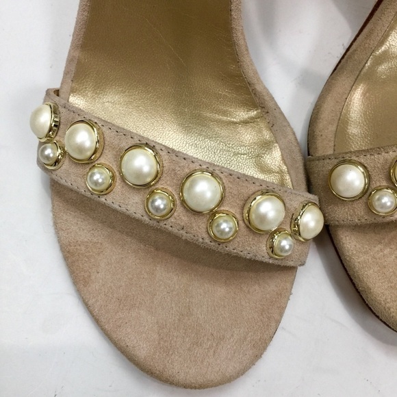 Stuart Weitzman More Pearls Bisque Suede Sandals Size 5 - Picture 11 of 17